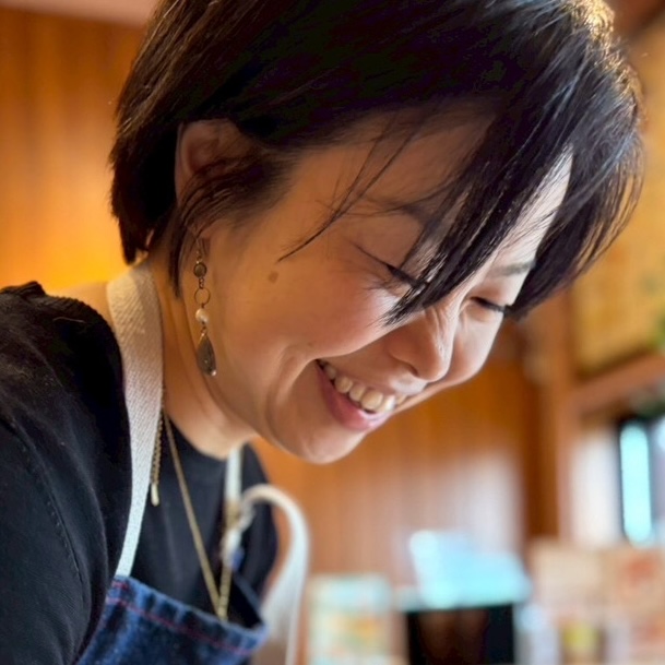 吉野 茜